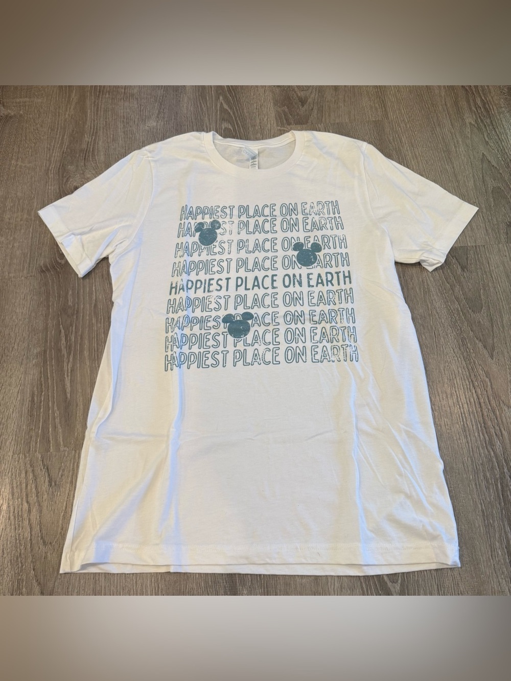 NEW Disney World Happiest Place on Earth T Shirt size Large